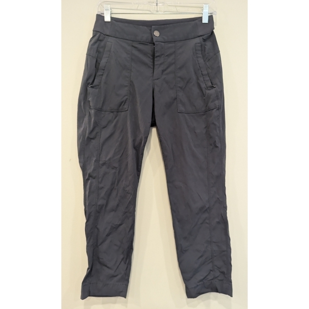 Athleta Grey Trekkie Cropped Hiking Pants Size 2